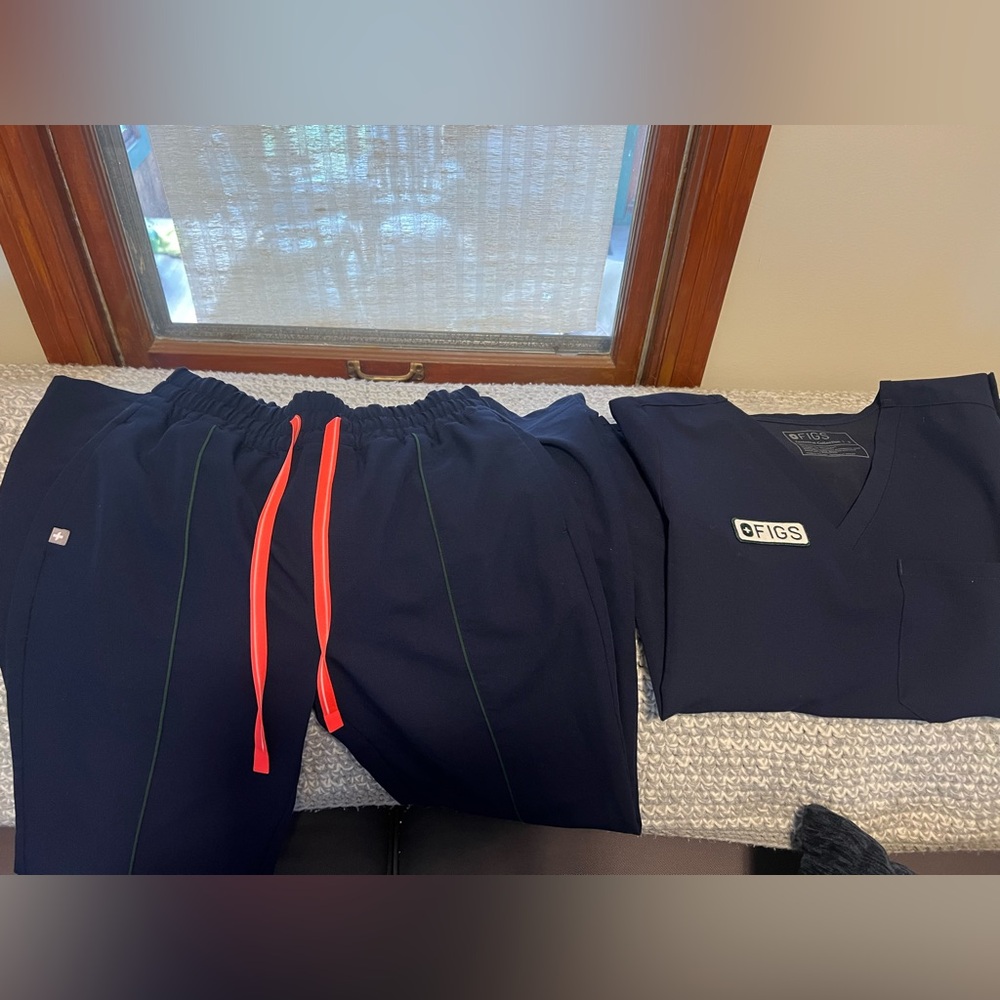 Figs Navy Blue Scrub Set